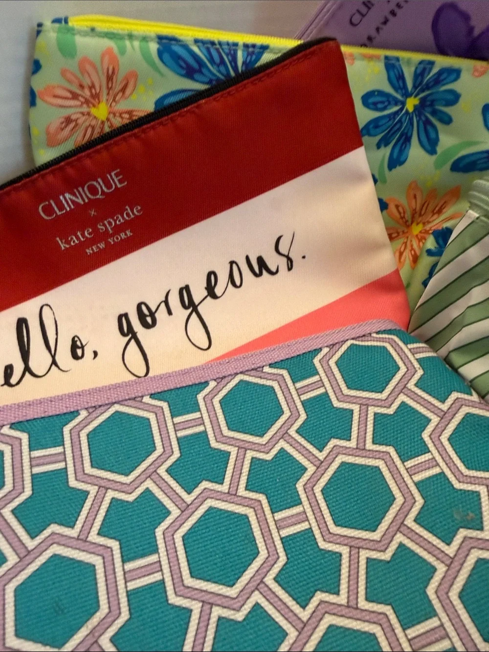 Clinique 15 Cosmetic Bags! Take Them!